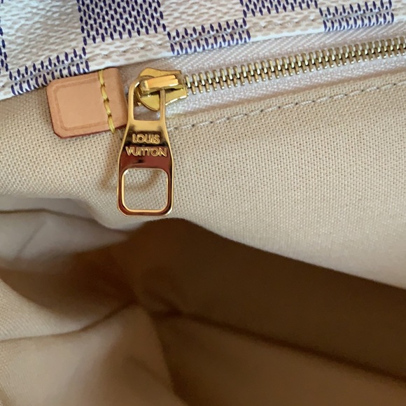 SOLD🦩🦩 - Picture 11 of 16